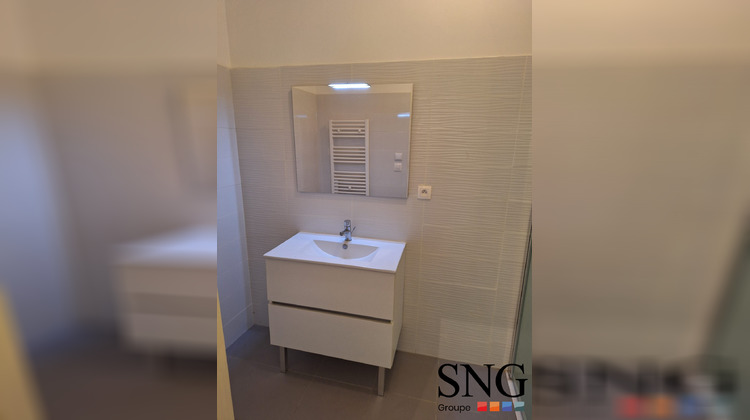 Ma-Cabane - Location Appartement Nîmes, 43 m²