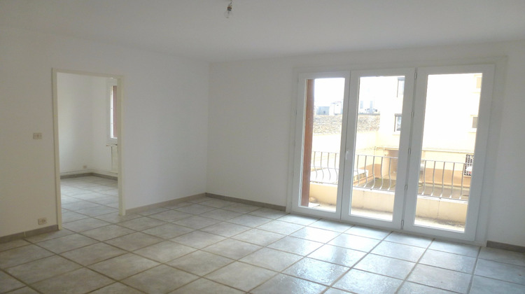 Ma-Cabane - Location Appartement Nîmes, 55 m²