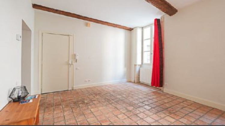 Ma-Cabane - Location Appartement Nîmes, 54 m²