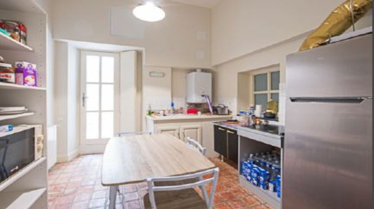 Ma-Cabane - Location Appartement Nîmes, 54 m²