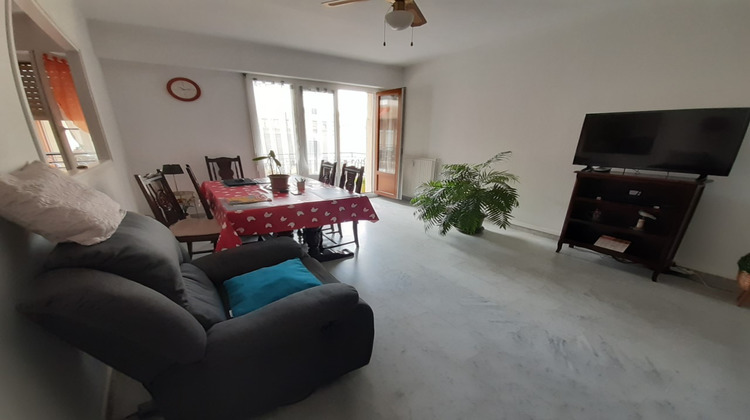 Ma-Cabane - Location Appartement NIMES, 68 m²