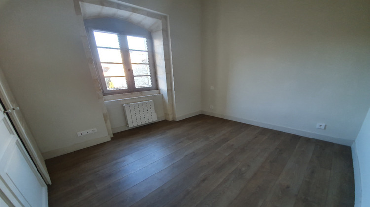 Ma-Cabane - Location Appartement NIMES, 86 m²