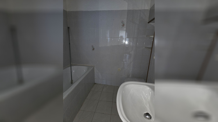 Ma-Cabane - Location Appartement NIMES, 40 m²