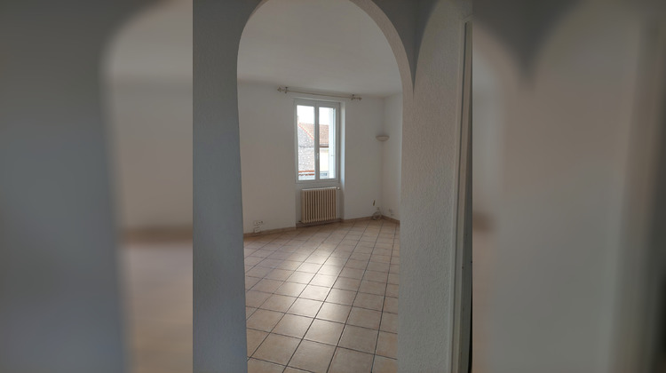 Ma-Cabane - Location Appartement Nîmes, 69 m²