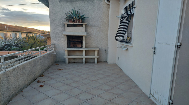 Ma-Cabane - Location Appartement Nîmes, 60 m²