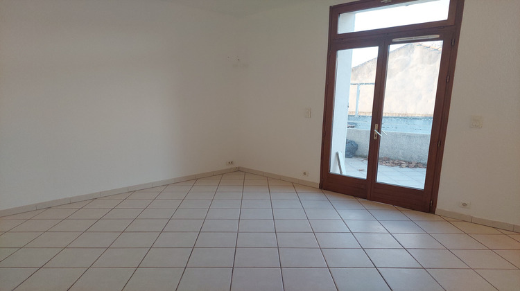 Ma-Cabane - Location Appartement Nîmes, 60 m²