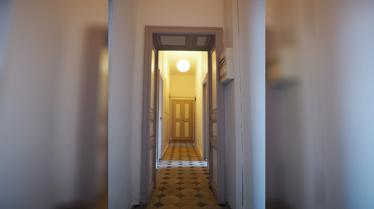 Ma-Cabane - Location Appartement Nîmes, 101 m²