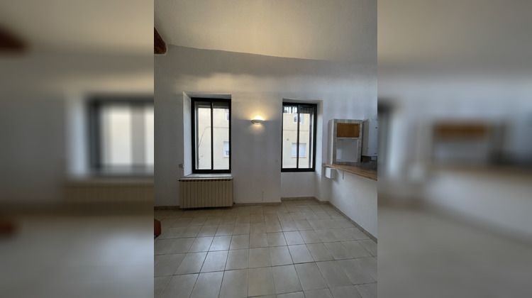 Ma-Cabane - Location Appartement Nîmes, 91 m²