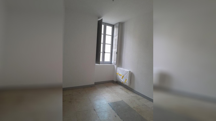 Ma-Cabane - Location Appartement Nîmes, 53 m²