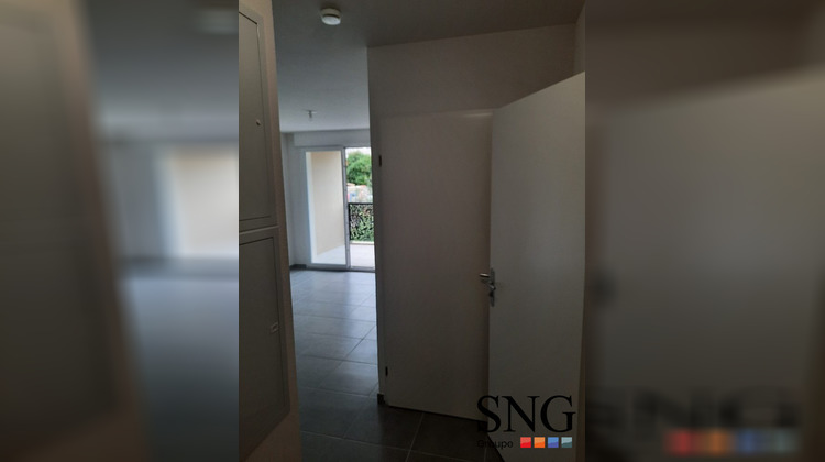 Ma-Cabane - Location Appartement Nîmes, 38 m²