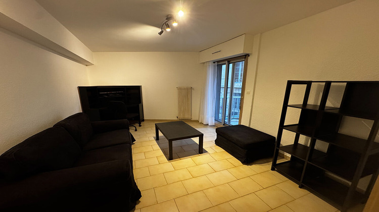 Ma-Cabane - Location Appartement NIMES, 45 m²