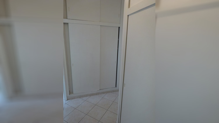 Ma-Cabane - Location Appartement Nîmes, 26 m²