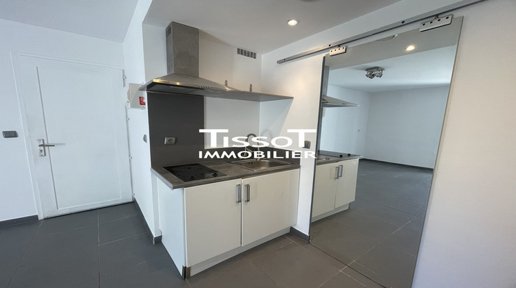 Ma-Cabane - Location Appartement Nîmes, 18 m²