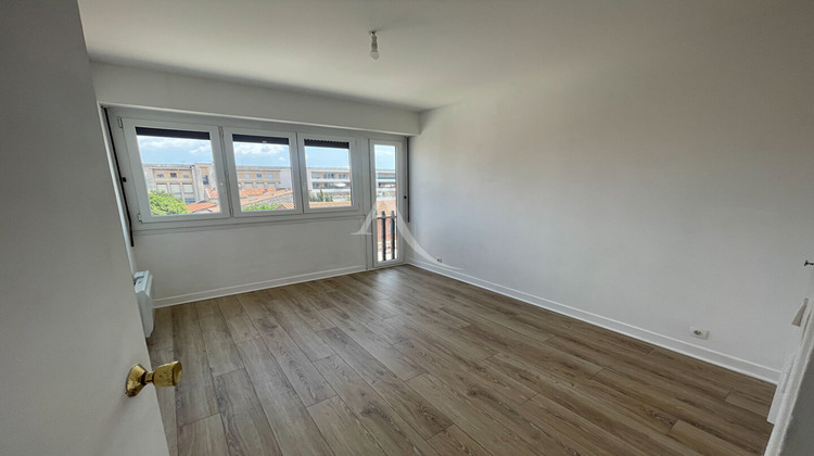 Ma-Cabane - Location Appartement NIMES, 79 m²