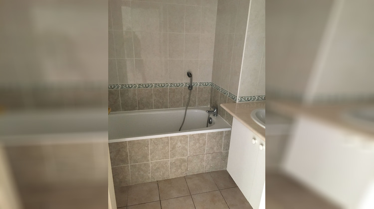 Ma-Cabane - Location Appartement NIMES, 46 m²