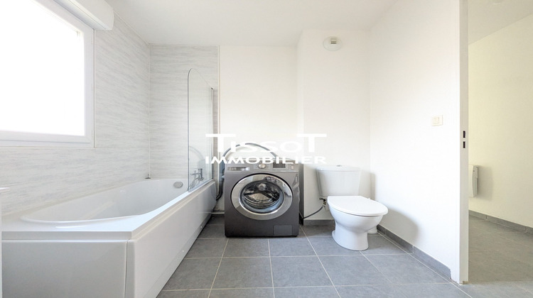 Ma-Cabane - Location Appartement Nîmes, 32 m²