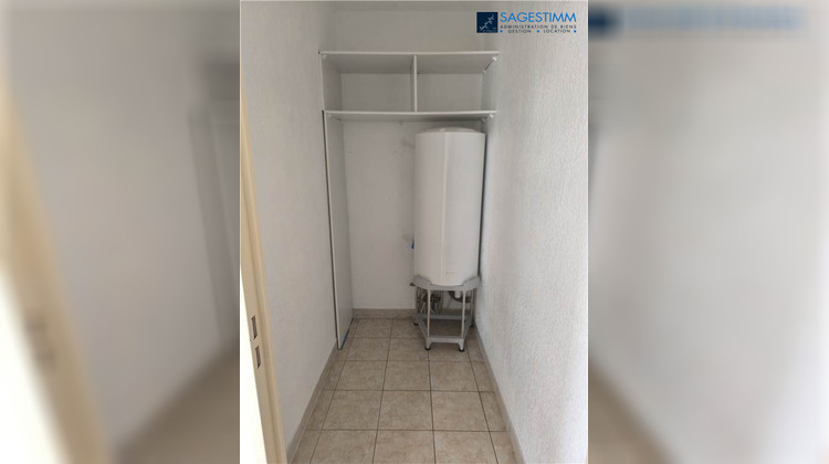 Ma-Cabane - Location Appartement NIMES, 46 m²