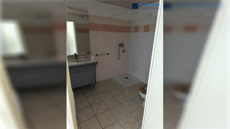 Ma-Cabane - Location Appartement NIMES, 46 m²