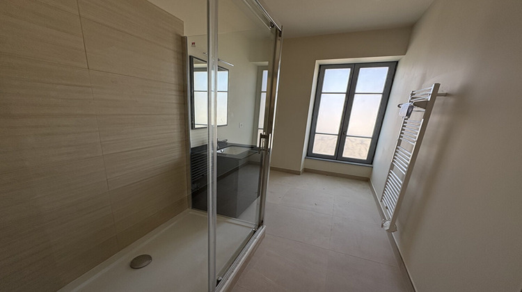 Ma-Cabane - Location Appartement NIMES, 56 m²