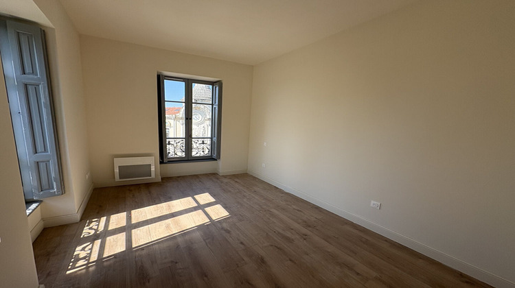 Ma-Cabane - Location Appartement NIMES, 56 m²