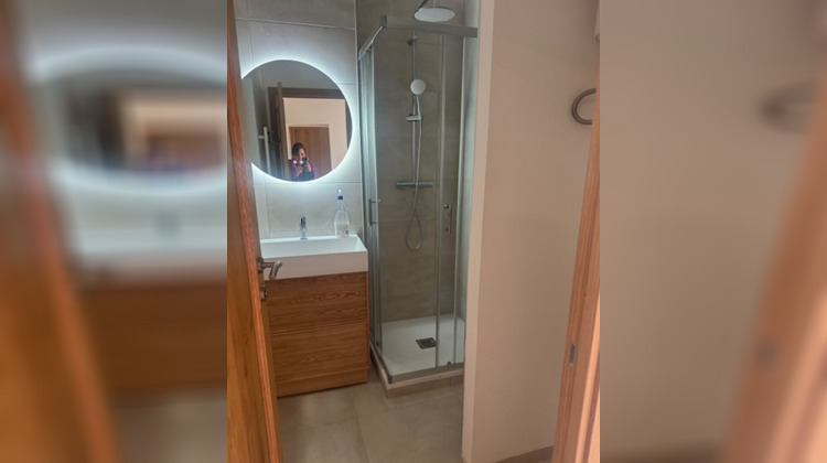 Ma-Cabane - Location Appartement NIMES, 75 m²