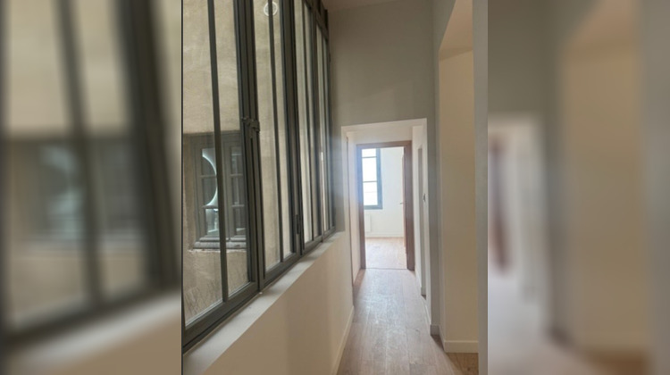 Ma-Cabane - Location Appartement NIMES, 75 m²