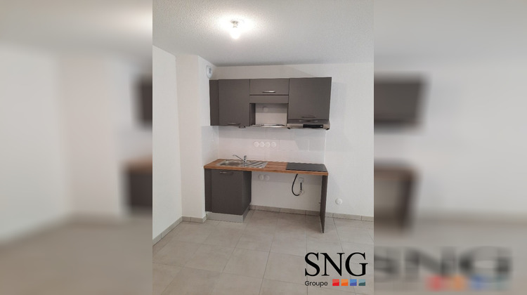 Ma-Cabane - Location Appartement Nîmes, 40 m²