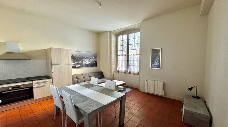 Ma-Cabane - Location Appartement NIMES, 36 m²