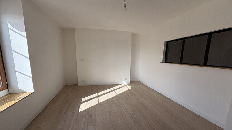 Ma-Cabane - Location Appartement NIMES, 42 m²