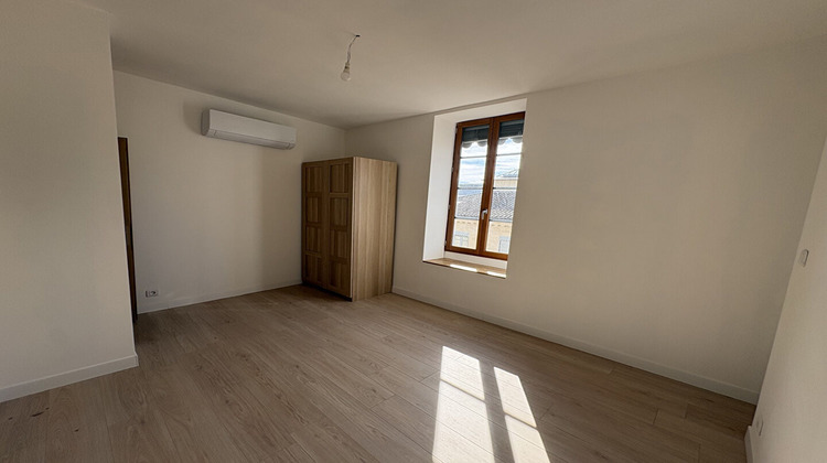Ma-Cabane - Location Appartement NIMES, 42 m²