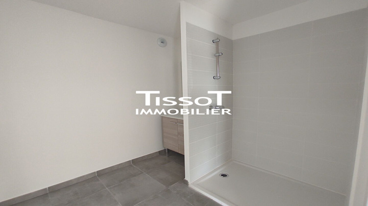 Ma-Cabane - Location Appartement Nîmes, 40 m²