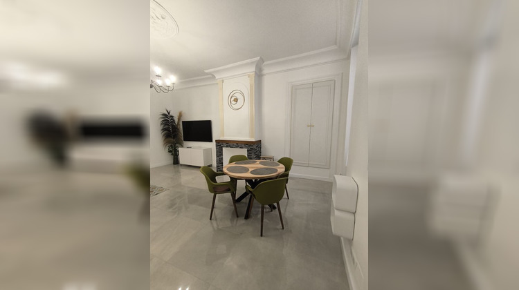 Ma-Cabane - Location Appartement NIMES, 55 m²