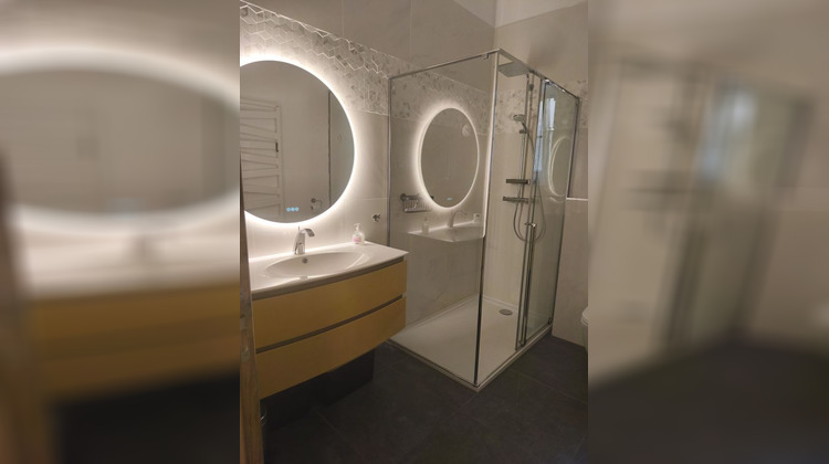 Ma-Cabane - Location Appartement NIMES, 55 m²