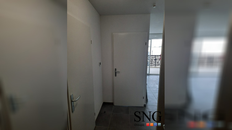 Ma-Cabane - Location Appartement Nîmes, 40 m²