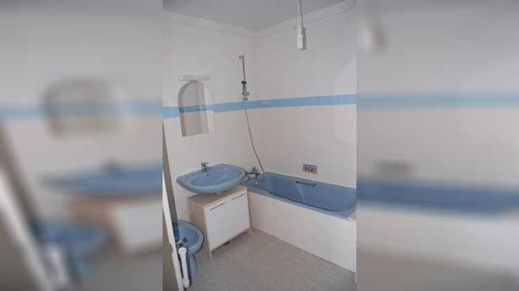 Ma-Cabane - Location Appartement NIMES, 74 m²