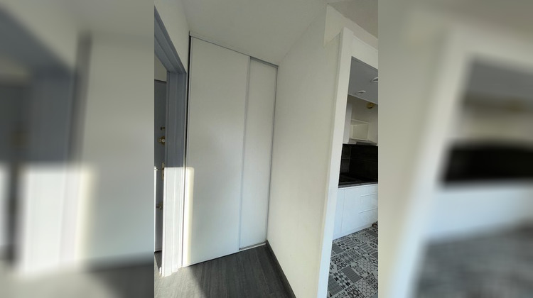 Ma-Cabane - Location Appartement Nîmes, 33 m²