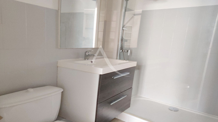 Ma-Cabane - Location Appartement NIMES, 21 m²