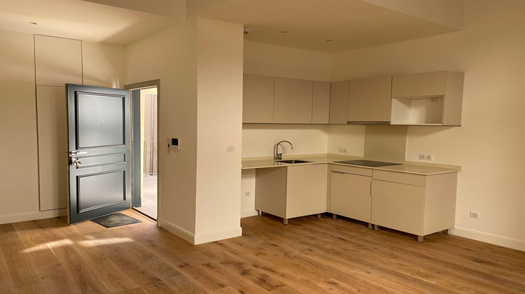 Ma-Cabane - Location Appartement NIMES, 40 m²