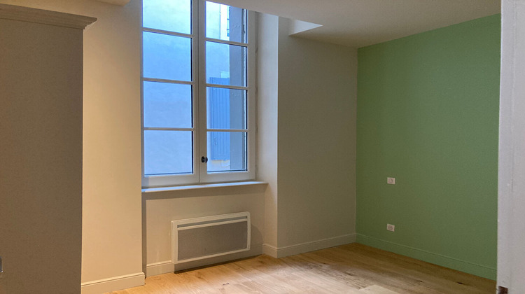 Ma-Cabane - Location Appartement NIMES, 44 m²