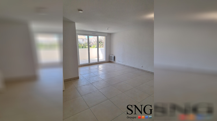 Ma-Cabane - Location Appartement Nîmes, 67 m²