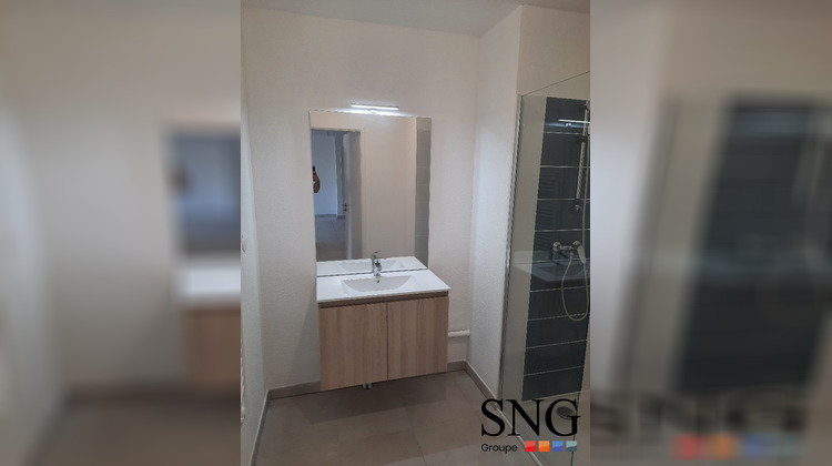 Ma-Cabane - Location Appartement Nîmes, 63 m²