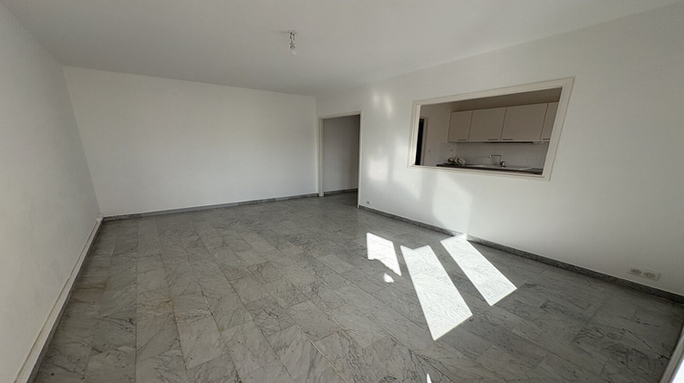 Ma-Cabane - Location Appartement NIMES, 68 m²