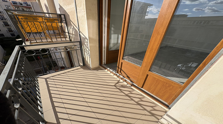 Ma-Cabane - Location Appartement NIMES, 68 m²