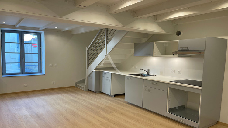 Ma-Cabane - Location Appartement NIMES, 95 m²