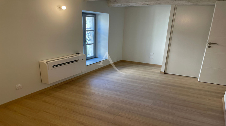 Ma-Cabane - Location Appartement NIMES, 95 m²