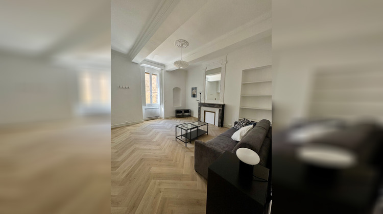 Ma-Cabane - Location Appartement NIMES, 47 m²
