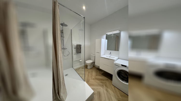 Ma-Cabane - Location Appartement NIMES, 47 m²