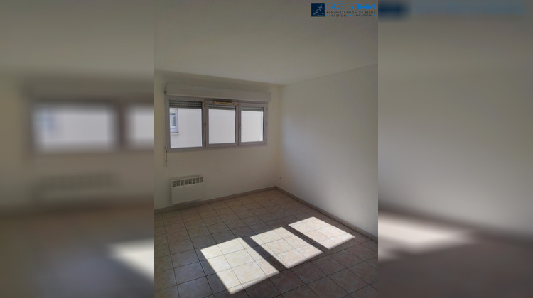 Ma-Cabane - Location Appartement NIMES, 41 m²