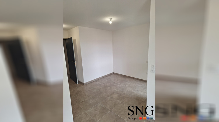 Ma-Cabane - Location Appartement Nîmes, 29 m²