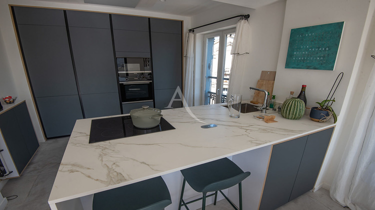 Ma-Cabane - Location Appartement NIMES, 115 m²